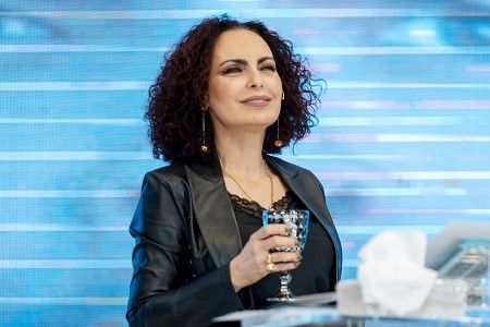 Vem cá, fique um pouco mais comigo